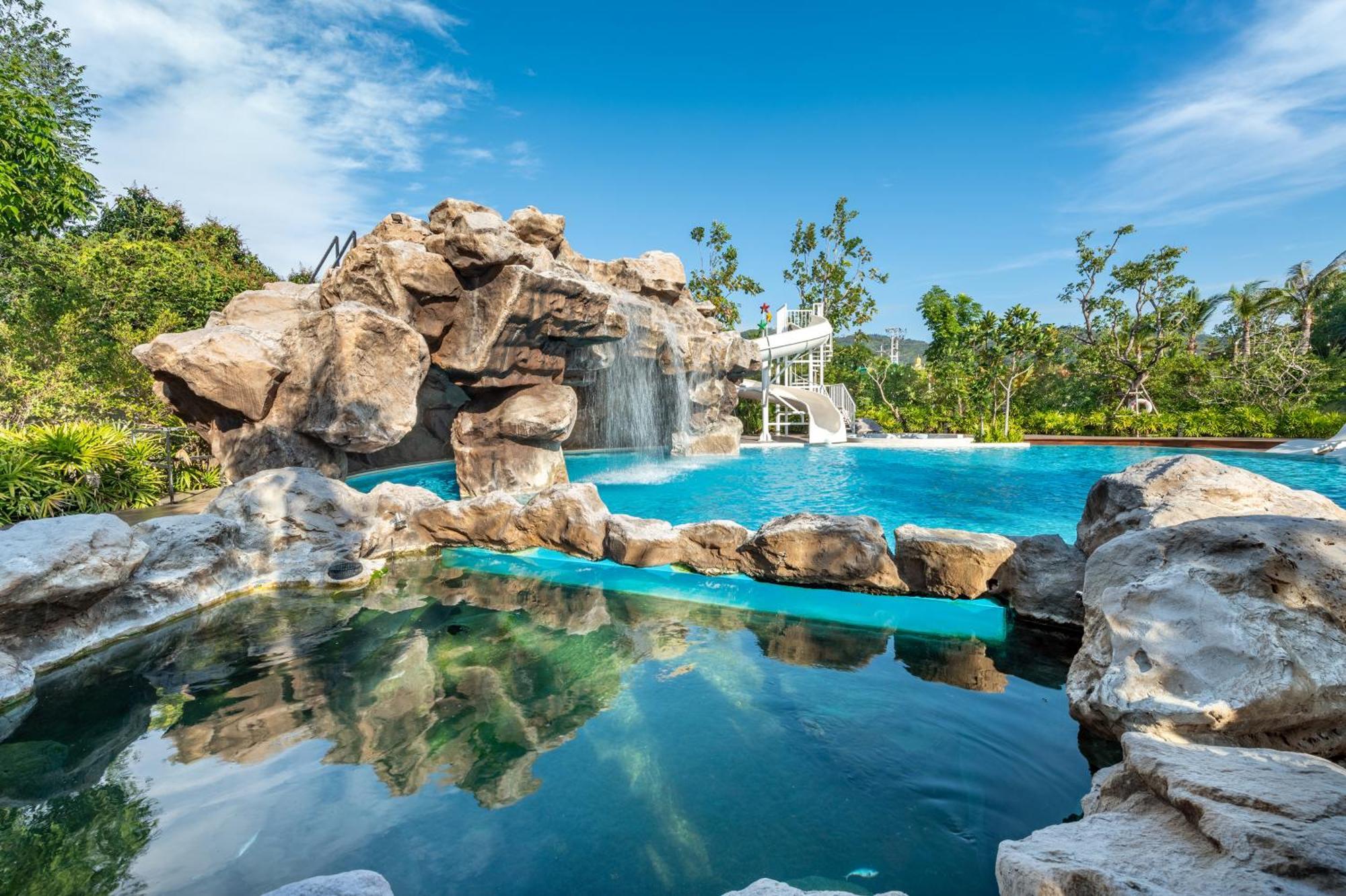 Hotel Phukalini Luxury Pool & Onsen Hua Hin